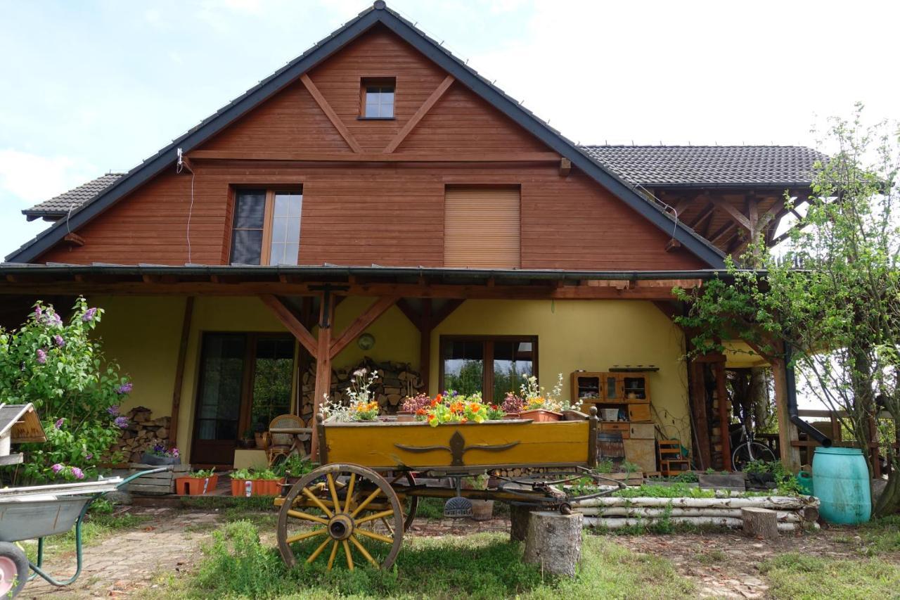 Agroturystyka Bogdanki Apartment Stary Targ Exterior photo